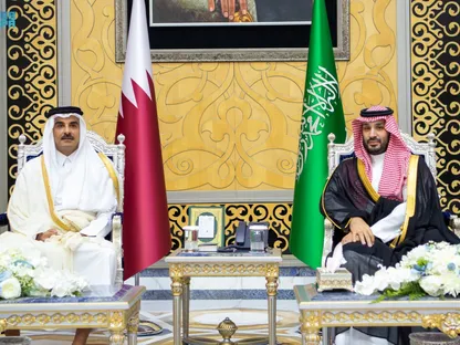 قمة جدة تدعو لمعالجة مصادر قلق دول الخليج عبر مسار دبلوماسي لإنهاء حرب إيران