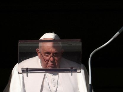 البابا فرنسيس يستنكر قتل امرأتين بكنيسة في غزة: إسرائيل تستخدم أساليب الإرهاب