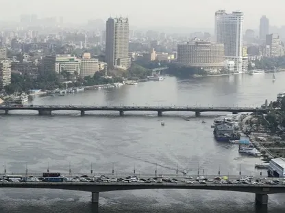 مصر تدين محاولة استهداف الطائف وينبع وتؤكد تضامنها الكامل مع السعودية