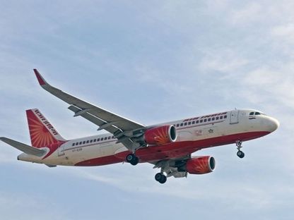 صورة غير مؤرخة لطائرة "إيرباص SE A320" تابعة لـ"الخطوط الجوية الهندية" في مومباي، الهند - Bloomberg