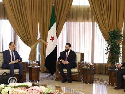 الرئيس السوري أحمد الشرع ووزير خارجيته أسعد الشيباني ورئيس الاستخبارات حسين السلامة في اجتماع مع رئيس جهاز الاستخبارات التركي إبراهيم قالن في دمشق. 20 مايو 2025 - x/aa_arabic