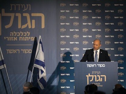 رئيس الوزراء الإسرائيلي نفتالي بينيت يتحدث خلال المؤتمر السنوي العاشر لـ"جيروزاليم بوست" في القدس، 12 أكتوبر 2021 - AFP