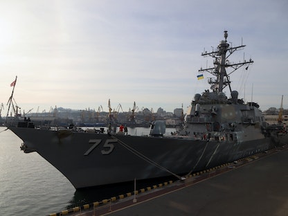 مدمرة صواريخ أميركية أثناء رسوها في المؤانئ الأوكرانية على البحر الأسود خلال تدريبات مشتركة مع البحرية الأوكرانية 25 فبراير 2019  - AFP