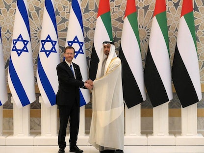 ولي عهد أبوظبي الشيخ محمد بن زايد آل نهيان والرئيس الإسرائيلي يتسحاق هرتسوج في أبوظبي - https://twitter.com/Isaac_Herzog