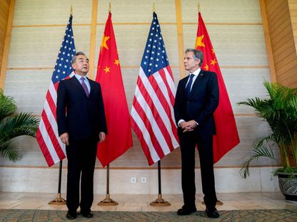 وزير الخارجية الأميركي أنتوني بلينكن يلتقي نظيره الصيني وانج يي في بالي بإندونيسيا. 8 يوليو 2022 - AFP