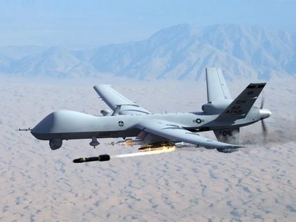 مسيرة أميركية من طراز MQ-9 Reaper تطلق صاروخاً من طراز Hellfire في مكان غير معلوم - dvidshub.net