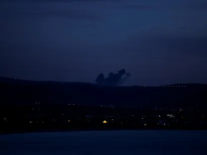 لبنان.. قصف إسرائيلي يقتل 5 من "حزب الله" بينهم نجل رئيس كتلته البرلمانية