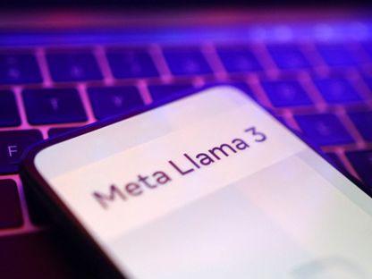 ميتا تكشف عن Llama 3 أكبر نماذجها للذكاء الاصطناعي