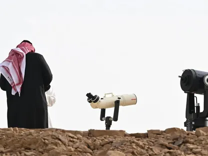 السعودية وقطر والإمارات تعلن الأربعاء أول أيام رمضان.. ومصر والأردن وسوريا الخميس