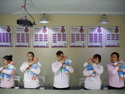 الصين.. وفاة رئيس لجنة تنظيم الأسرة تجدد الانتقادات لسياسة الطفل الواحد