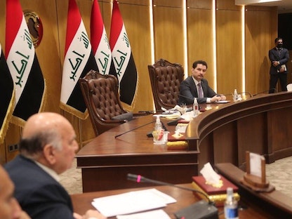 وزير الخارجية العراقي فؤاد حسين خلال اجتماع مع مجلس النواب - 24 أبريل 2022 - twitter.com/Parliament_iq