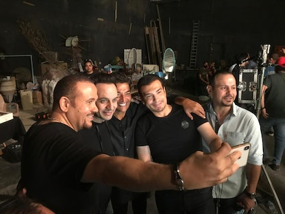 مصطفى قمر وهشام عباس وحميد الشاعري وإيهاب توفيق في كواليس تصوير "زحمة الأيام" - facebook.com/HamidFansPage