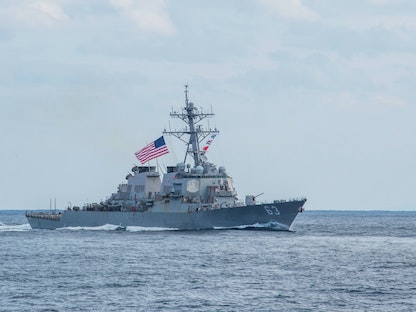 المدمرة الأميركية "يو إس إس ستيثيم" غرب المحيط الهادئ- 12 نوفمبر 2017 - REUTERS
