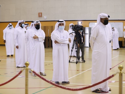 قطريون يصطفون للتصويت في أول انتخابات تشريعية في الدوحة - 2 أكتوبر 2021 - REUTERS
