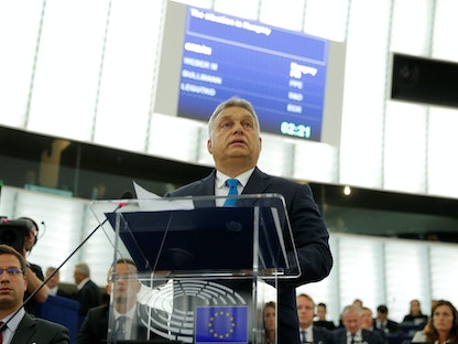 رئيس الوزراء المجري فيكتور أوربان يلقي كلمة بالبرلمان الأوروبي بستراسبورج في فرنسا. 11 سبتمبر 2018 - REUTERS