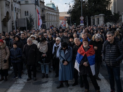 متظاهرون صرب في بلجراد ضد خطة غربية لإصلاح العلاقات مع كوسوفو. 5 مارس 2023 - REUTERS