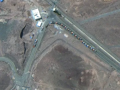 صور ترصد نشاطاً "غير طبيعي" قرب منشأة "فوردو" الإيرانية قبل الضربات الأميركية