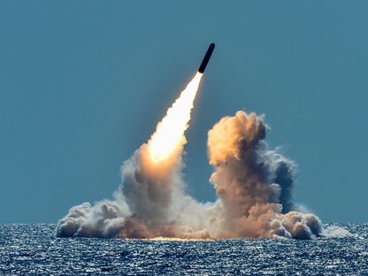 غواصة أميركية من طراز أوهايو تطلق صاروخ بالستي قبالة ساحل ولاية كاليفورنيا. 26 مارس 2018 - REUTERS