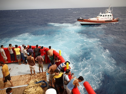 إيطاليا تحتجز 3 سفن إنقاذ وسط تزايد أعداد المهاجرين