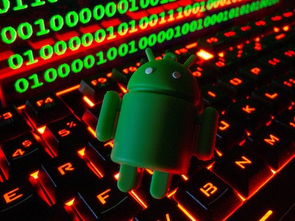 شعار Android على لوحة مفاتيح. 24 سبتمبر 2021 - REUTERS