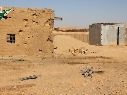 صورة لآثار الهجوم بمسيرات على قاعدة التحالف الدولي لمحاربة "داعش" في التنف على الحدود السورية العراقية. 15 أغسطس 2022 - twitter/MaghaweirThowra