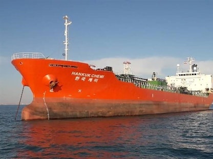 سفينة ناقلة ترفع علم كوريا الجنوبية استولى عليها الحرس الثوري الإيراني في مياه الخليج ، إيران. 4 يناير 2021 - VIA REUTERS