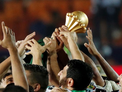 لاعبو المنتخب الجزائري يحتفلون بلقب كأس إفريقيا 2019 - REUTERS