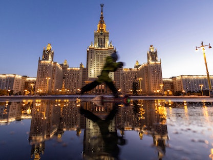 بروكسل تدعو للنظر في سحب جوازات السفر الذهبية من روس طالتهم العقوبات