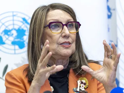 الأمينة العامة لمؤتمر الأمم المتحدة للتجارة والتنمية (الأونكتاد) ريبيكا جرينسبان خلال مؤتمر صحافي في جنيف بسويسرا. 15 ديسمبر 2022 - Reuters