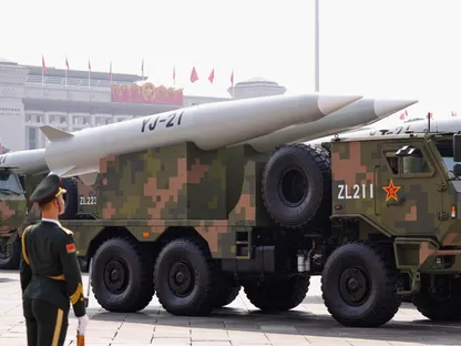 صواريخ YJ-21 تظهر خلال عرض عسكري بمناسبة الذكرى الـ 80 لنهاية الحرب العالمية الثانية، بكين، الصين. 3 سبتمبر 2025 - REUTERS