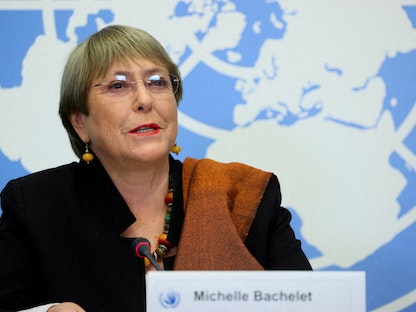 مفوّضة الأمم المتحدة السامية لحقوق الإنسان ميشيل باشليه خلال اجتماع في جنيف - 3 نوفمبر 2021 - REUTERS
