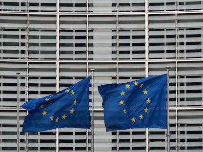 أعلام الاتحاد الأوروبي في بروكسل، 21 فبراير 2020 - AFP