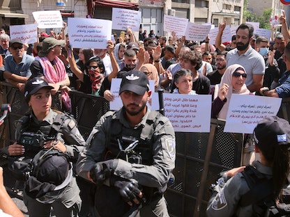 وقفة أمام المحكمة المركزية الإسرائيلية في القدس، ضد تهجير عائلات من حي بطن الهوى بسلوان، في القدس الشرقية - 26 مايو 2021 - AFP