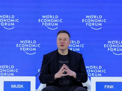 "تيرا فاب".. ماسك يعلن حاجة تسلا لبناء مصنع خاص لإنتاج الرقائق الإلكترونية