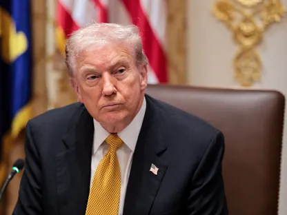 تفاصيل خطة ترمب لإنهاء الحرب في أوكرانيا