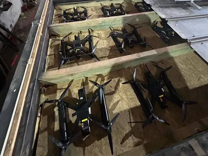 بريطانيا تتعهد بتسليم أوكرانيا 100 ألف مُسيرة بحلول أبريل 2026