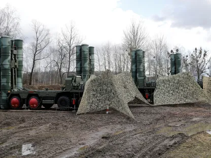 "بلومبرغ": أردوغان ناقش مع بوتين إعادة S-400 لتخفيف التوتر مع واشنطن