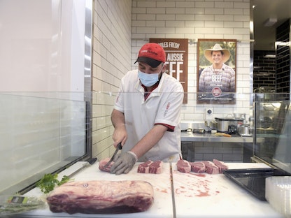 ارتفاع متوقع في أسعار اللحوم بسبب زيادة أسعار الأعلاف - بلومبرغ