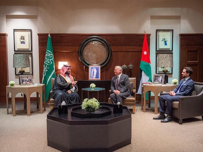 جانب من اللقاء بين ولي العهد السعودي الأمير محمد بن سلمان وملك الأردن عبد الله الثاني. 22 يونيو 2022. - واس