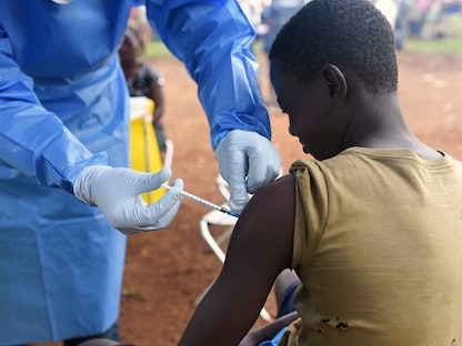 الصحة العالمية: تجارب على لقاحات مضادة لـ"إيبولا السودان" قريباً