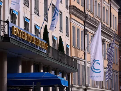 مؤتمر ميونيخ للأمن.. كيف انطلق "اجتماع عائلة عبر الأطلسي"؟