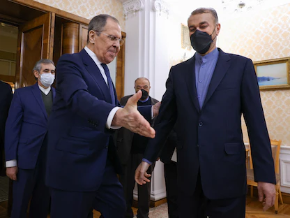 وزير الخارجية الروسي سيرجي لافروف يستقبل نظيره الإيراني حسين أمير عبد اللهيان في موسكو - 20 يناير 2022. - REUTERS