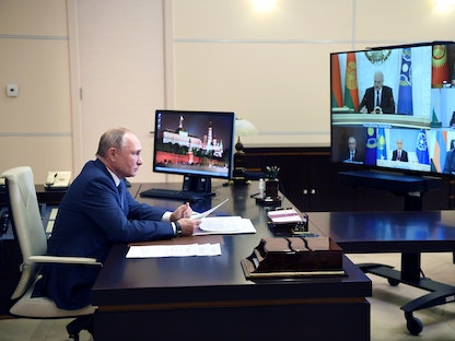 الرئيس الروسي فلاديمير بوتين خلال اجتماع منظمة معاهدة الأمن الجماعي، 2 ديسمبر 2020 - via REUTERS