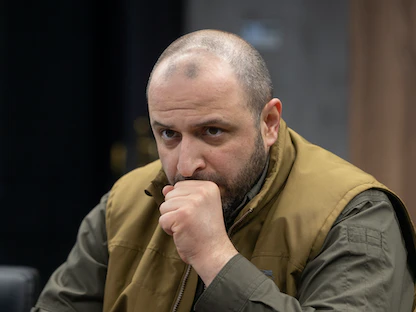 رستم عمروف المرشح لتولي وزارة الدفاع الأوكرانية يحضر اجتماعاً بصفته رئيس صندوق الخصخصة وذلك في مكتب زيلينسكي في كييف - REUTERS