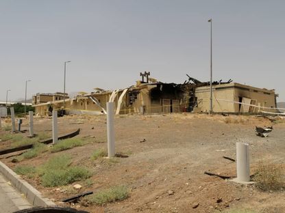 منظر لمبنى مدمر بعد اندلاع حريق في منشأة نطنز النووية الإيرانية في أصفهان - VIA REUTERS