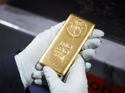 أسعار الذهب تواصل التراجع.. والفضة تشهد تقلبات حادة