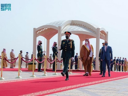 ولي العهد السعودي الأمير محمد بن سلمان، يستقبل رئيس الوزراء العراقي مصطفى الكاظمي في العاصمة السعودية الرياض - 31 مارس 2021 - "واس"