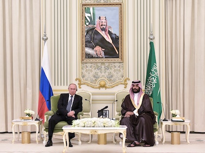 ولي العهد السعودي الأمير محمد بن سلمان يلتقي الرئيس الروسي فلاديمير بوتين في الرياض. 14 أكتوبر 2019 - REUTERS