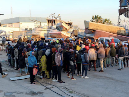 تونس.. حملات أمنية واسعة بعد تصاعد المواجهات مع المهاجرين