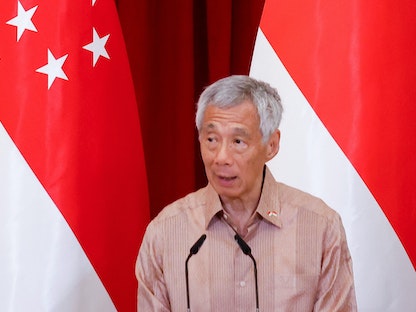 سنغافورة.. استقالة رئيس البرلمان ونائبة عن الحزب الحاكم